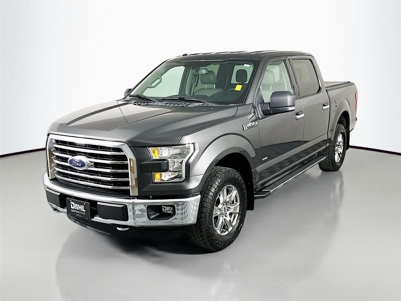 Used 2015 Ford F150 XLT w/ Equipment Group 302A Luxury image 3