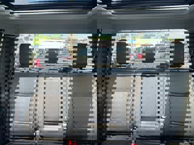 New 2025 Ford F350 Lariat w/ Black Appearance Package image 31