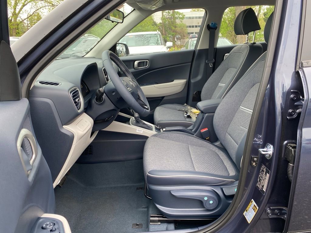 New 2026 Hyundai Venue SEL FWD image 12