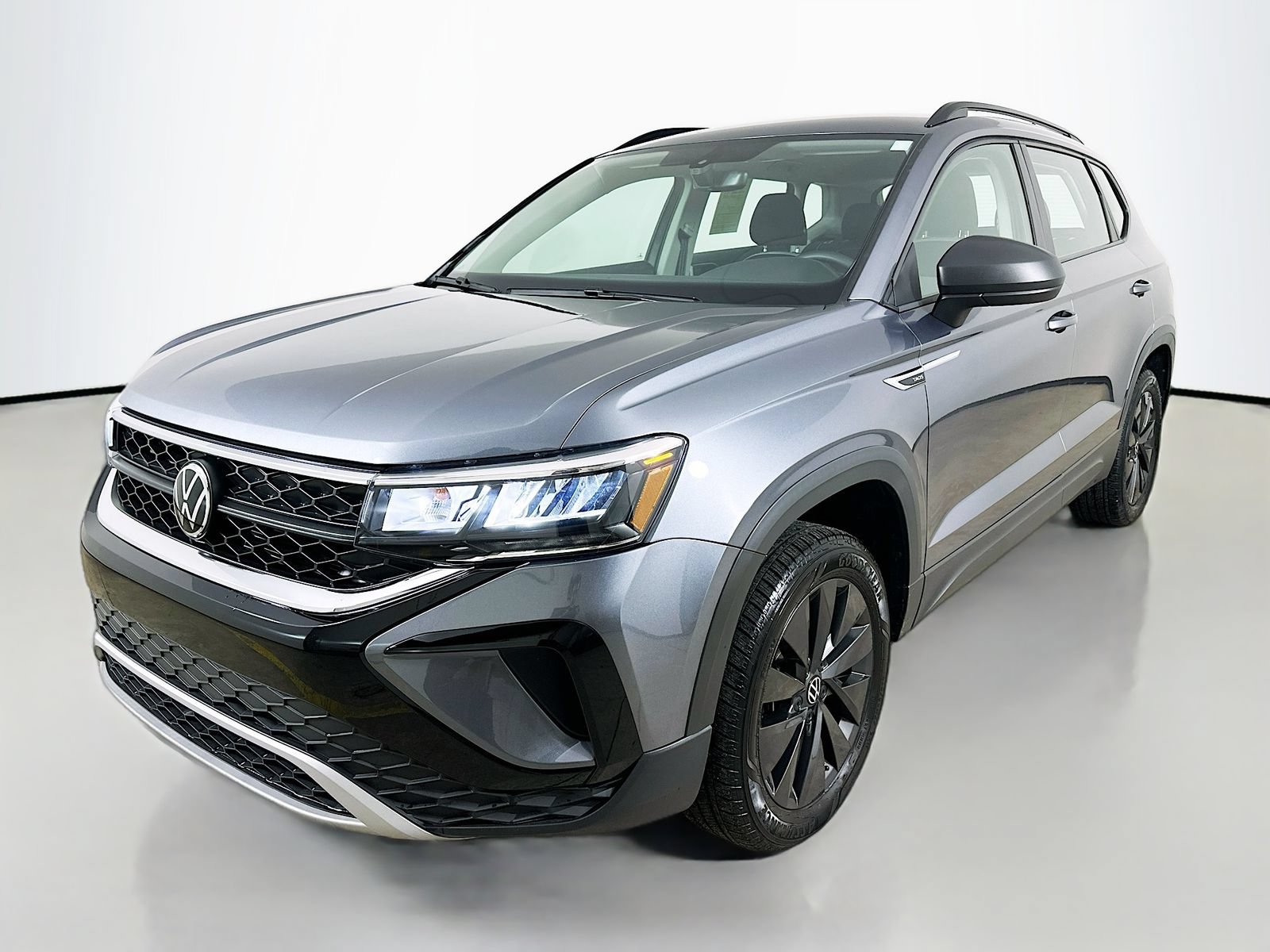 Certified 2023 Volkswagen Taos S FWD image 1
