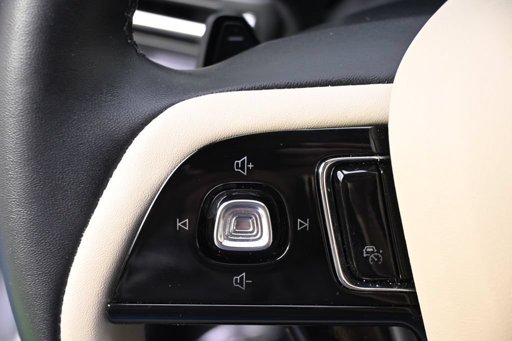 Used 2026 Lincoln Corsair Premiere AWD/4WD image 34