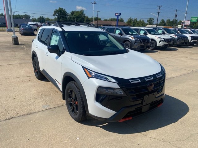 New 2026 Nissan Rogue SV image 8