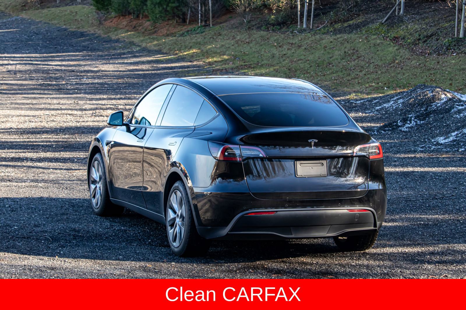 Used 2022 Tesla Model Y Long Range image 6