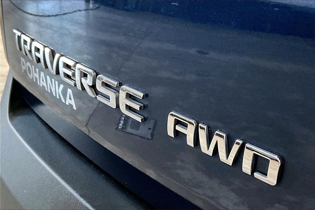 Used 2023 Chevrolet Traverse LT image 31
