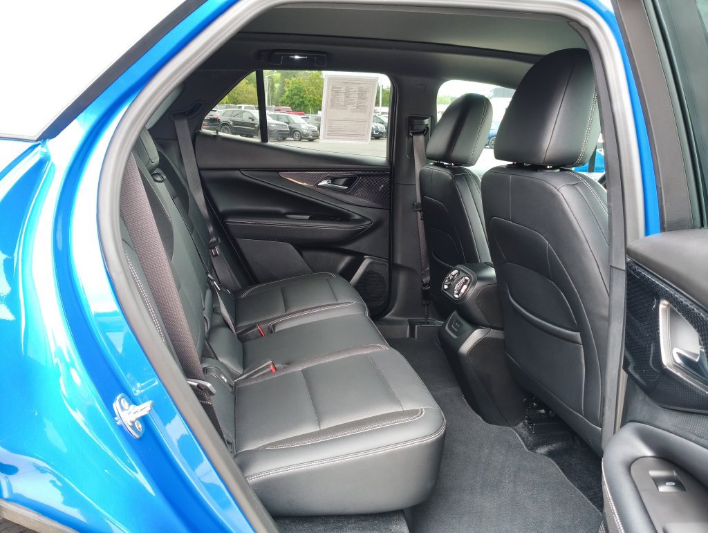 Used 2024 Chevrolet Blazer EV LT AWD/4WD image 11