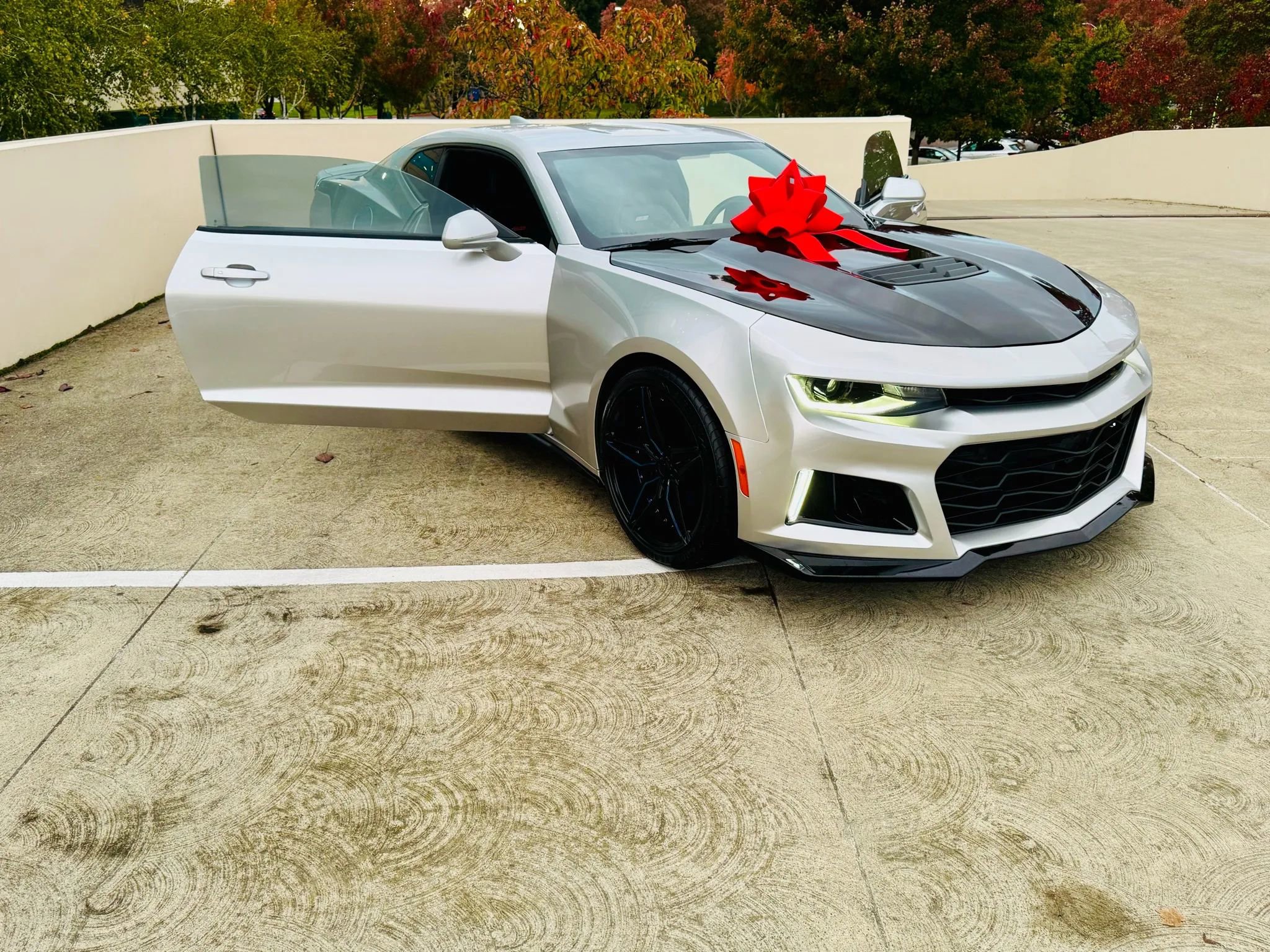 Used 2017 Chevrolet Camaro SS image 41