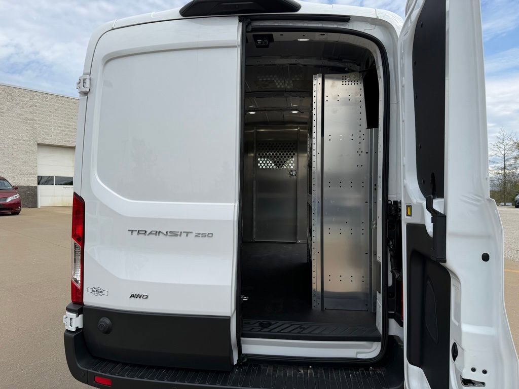 Used 2024 Ford Transit 250 148 Medium Roof Extended AWD w/ Interior Upgrade Package image 31