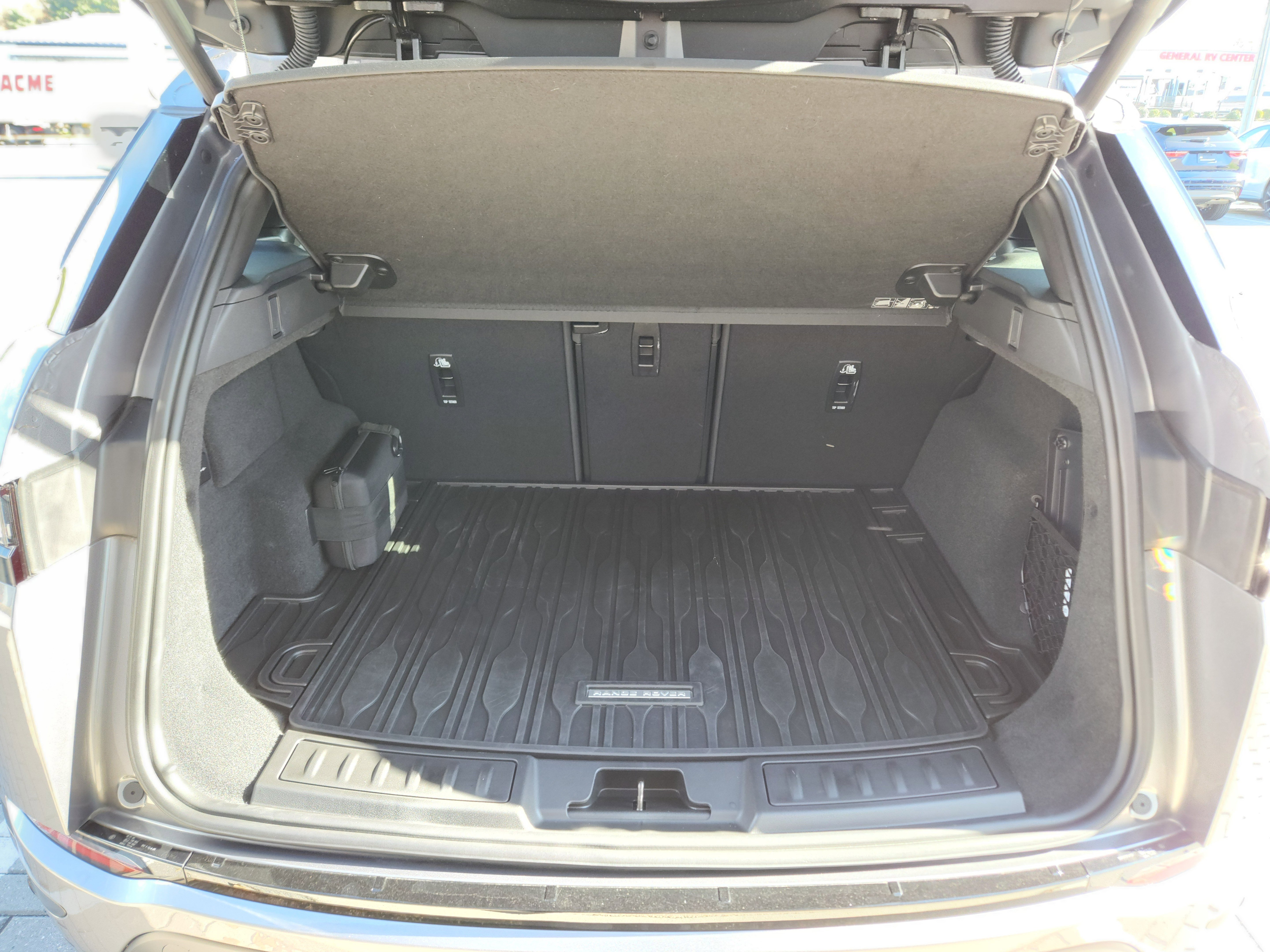 Certified 2026 Land Rover Range Rover Evoque S image 8