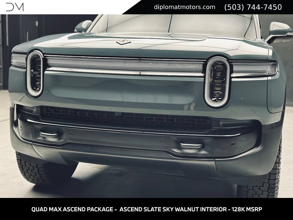 Used 2026 Rivian R1S Premium AWD/4WD image 13