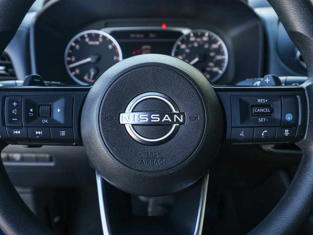 Used 2023 Nissan Rogue SV image 25