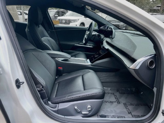 Used 2023 Lucid Air Pure AWD/4WD image 29