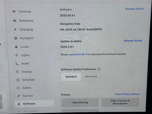 Used 2023 Tesla Model Y Performance image 17