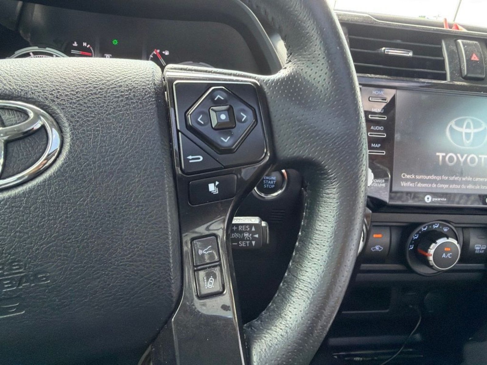 Used 2022 Toyota 4Runner TRD Off-Road Premium w/ TRD Black Wheel Package (TMS) AWD/4WD image 20