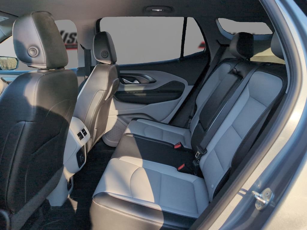 Used 2023 GMC Terrain SLT w/ LPO, Floor Liner Package image 10