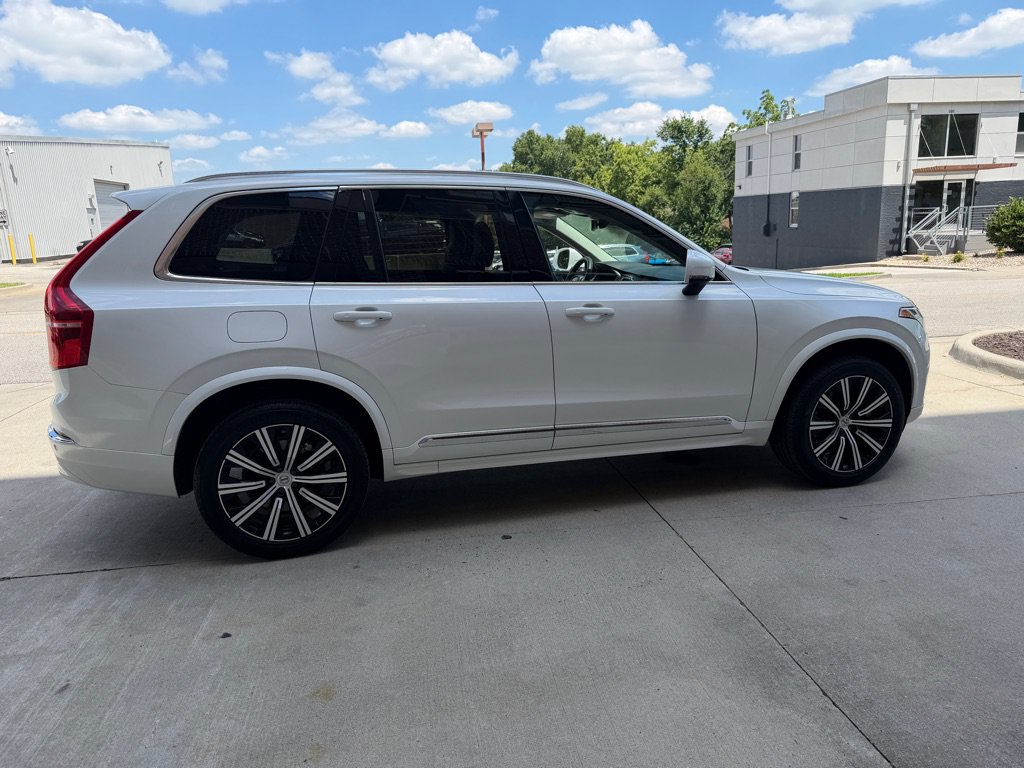 Used 2024 Volvo XC90 B5 Core AWD/4WD image 8