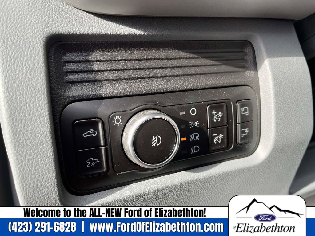 New 2025 Ford F350 XLT w/ Black Appearance Package image 22