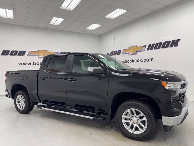 New 2026 Chevrolet Silverado 1500 LT w/ LPO, Liner Protection Package AWD/4WD image 3