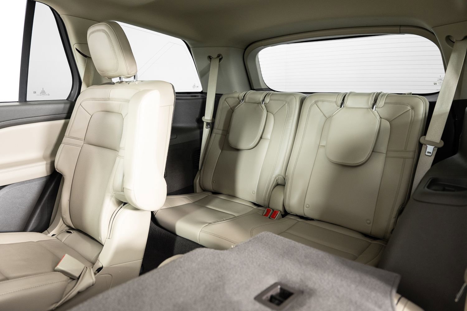 Used 2021 Lincoln Aviator Reserve w/ Class IV Trailer Tow Package image 20