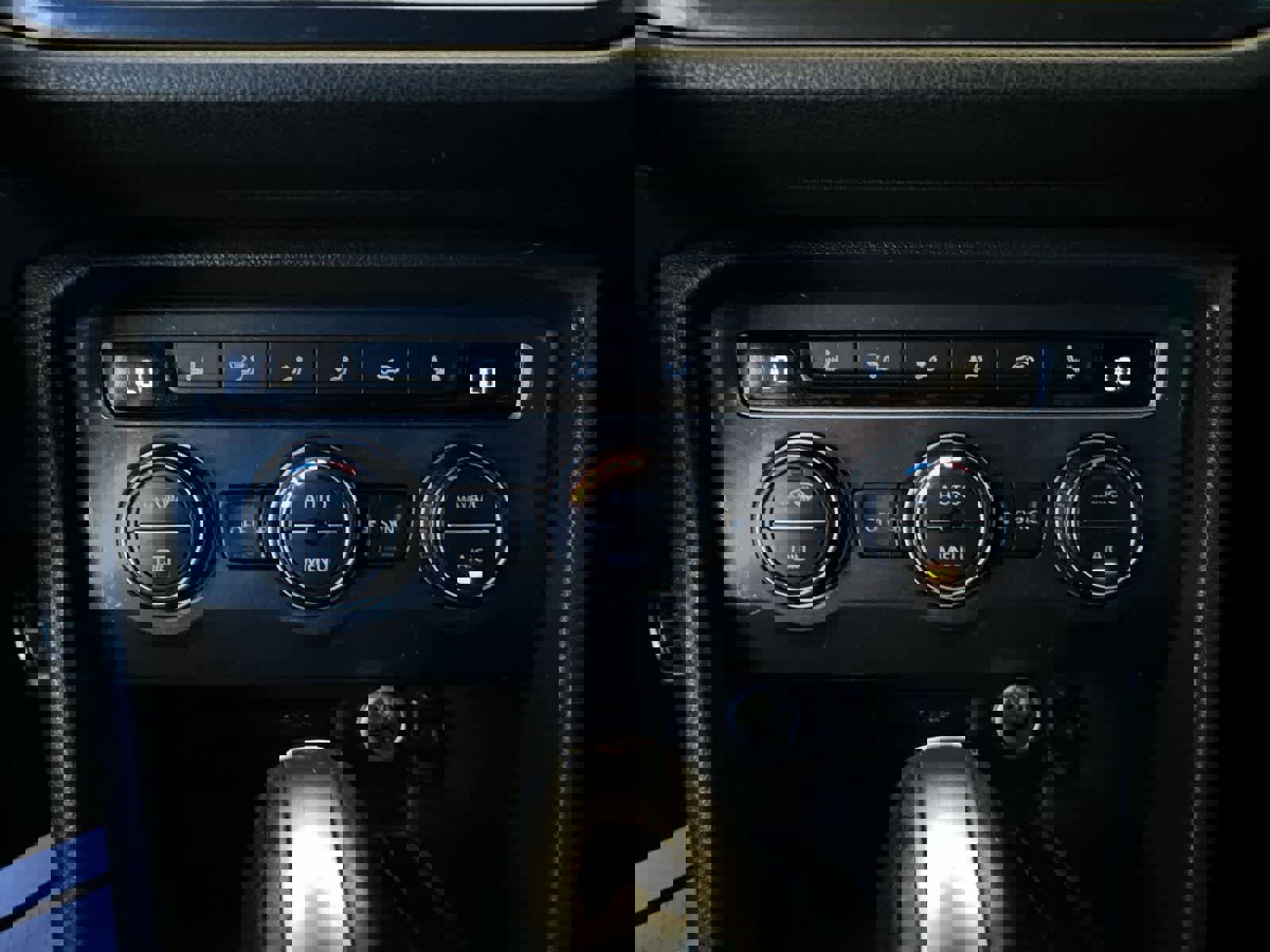 Used 2021 Volkswagen Tiguan SE R-Line w/ 2-Row Tiguan MDO Package image 18