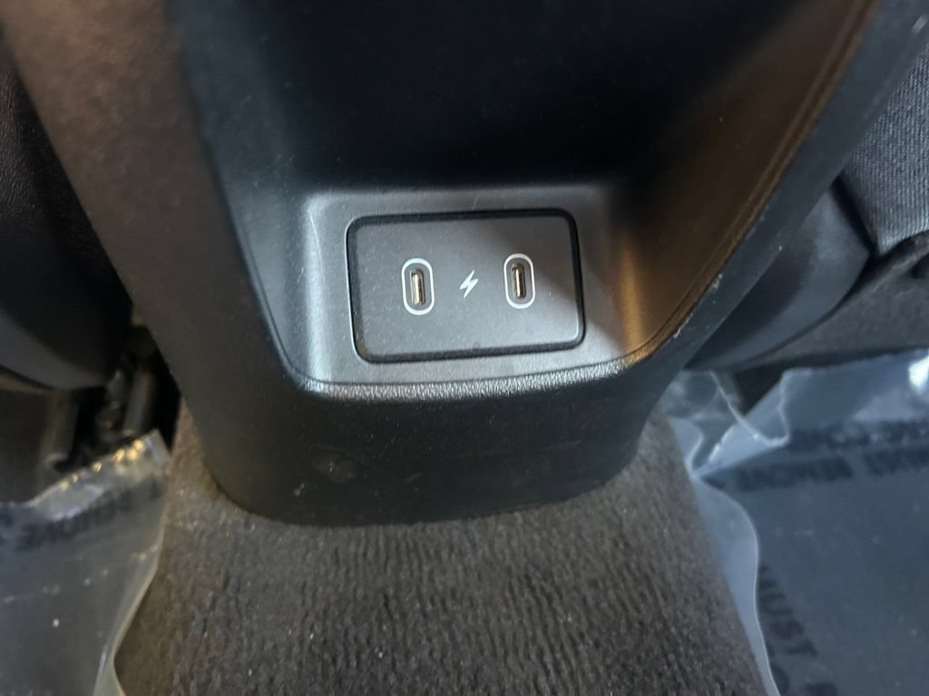 Used 2024 Hyundai Elantra Limited FWD image 21