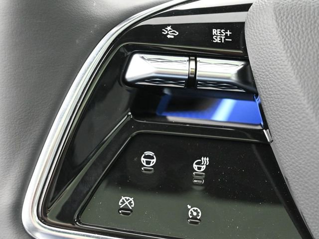 New 2025 Cadillac Optiq Luxury 1 w/ LPO, Floor Liner Package image 19