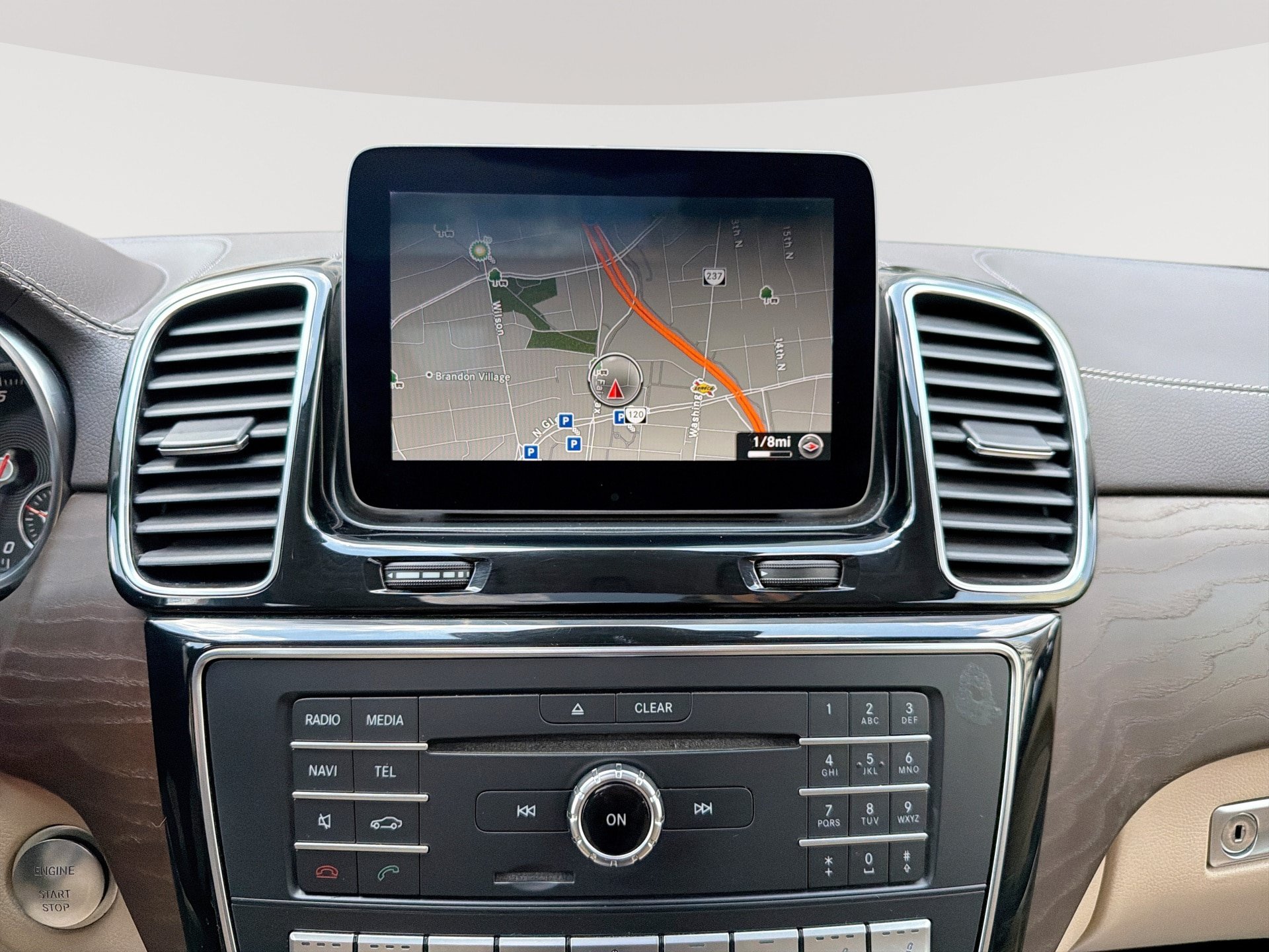 Used 2017 Mercedes-Benz GLS 550 4MATIC image 20
