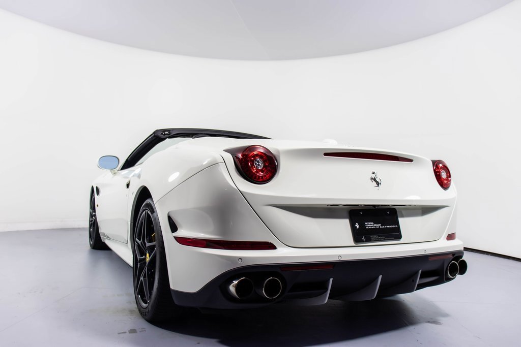 Certified 2017 Ferrari California T image 25