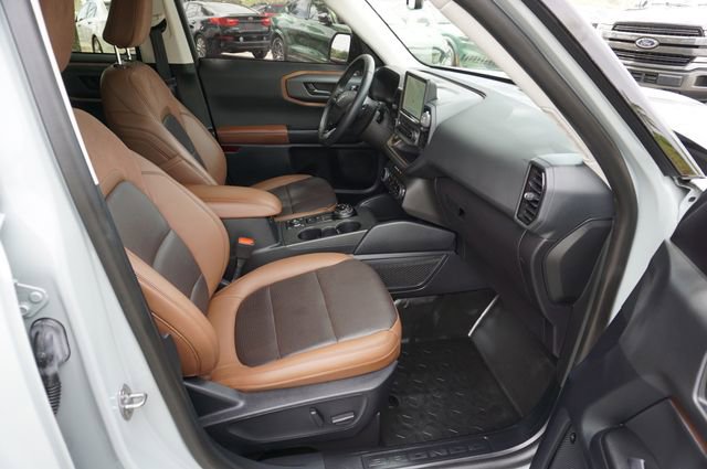 Certified 2023 Ford Bronco Sport Badlands w/ Premium Package AWD/4WD image 3