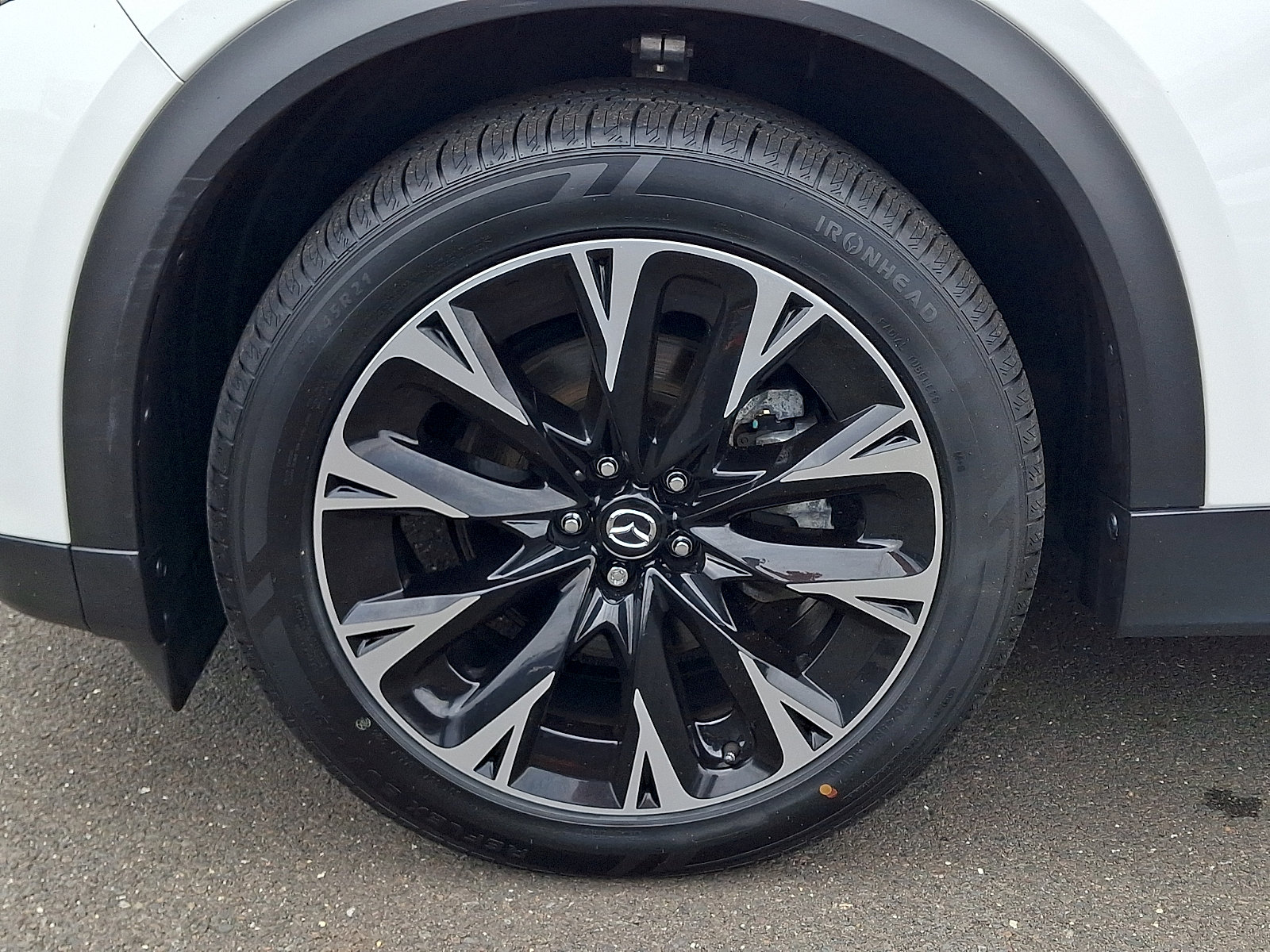 Certified 2024 MAZDA CX-90 Plug-In Hybrid w/ Premium Plus AWD/4WD image 10