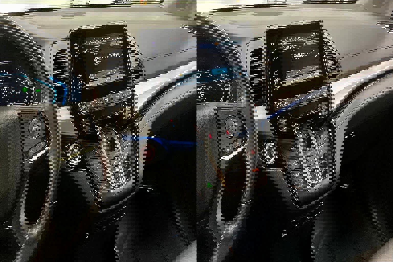 Used 2023 Honda Odyssey Touring image 8