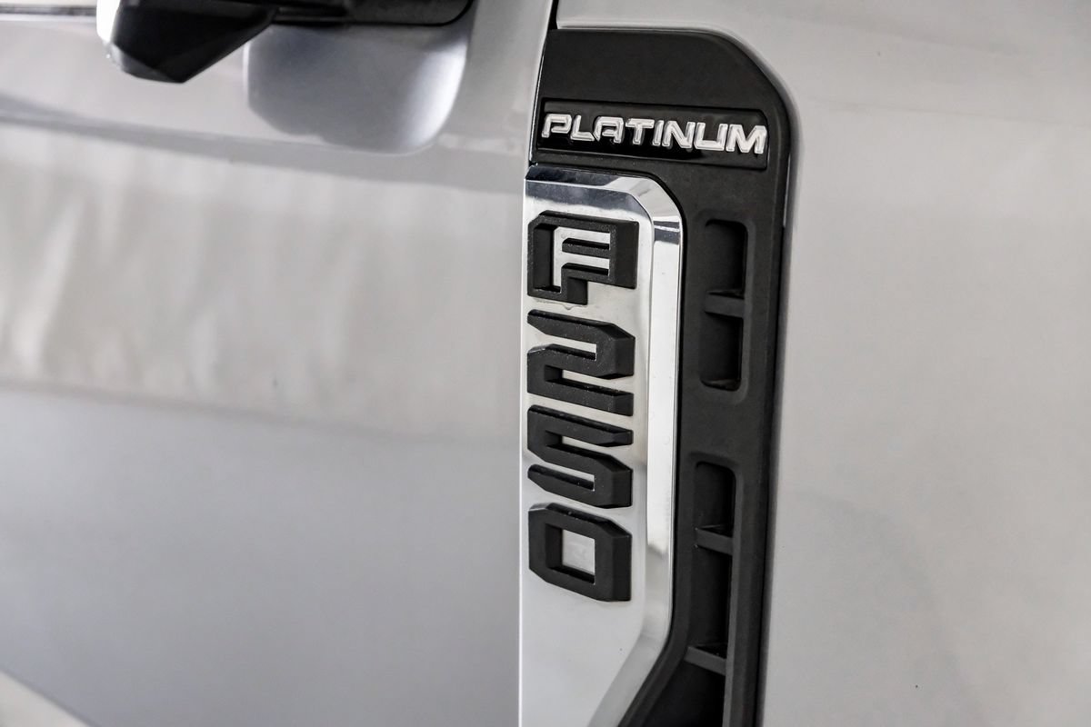 Used 2024 Ford F250 Platinum AWD/4WD image 45