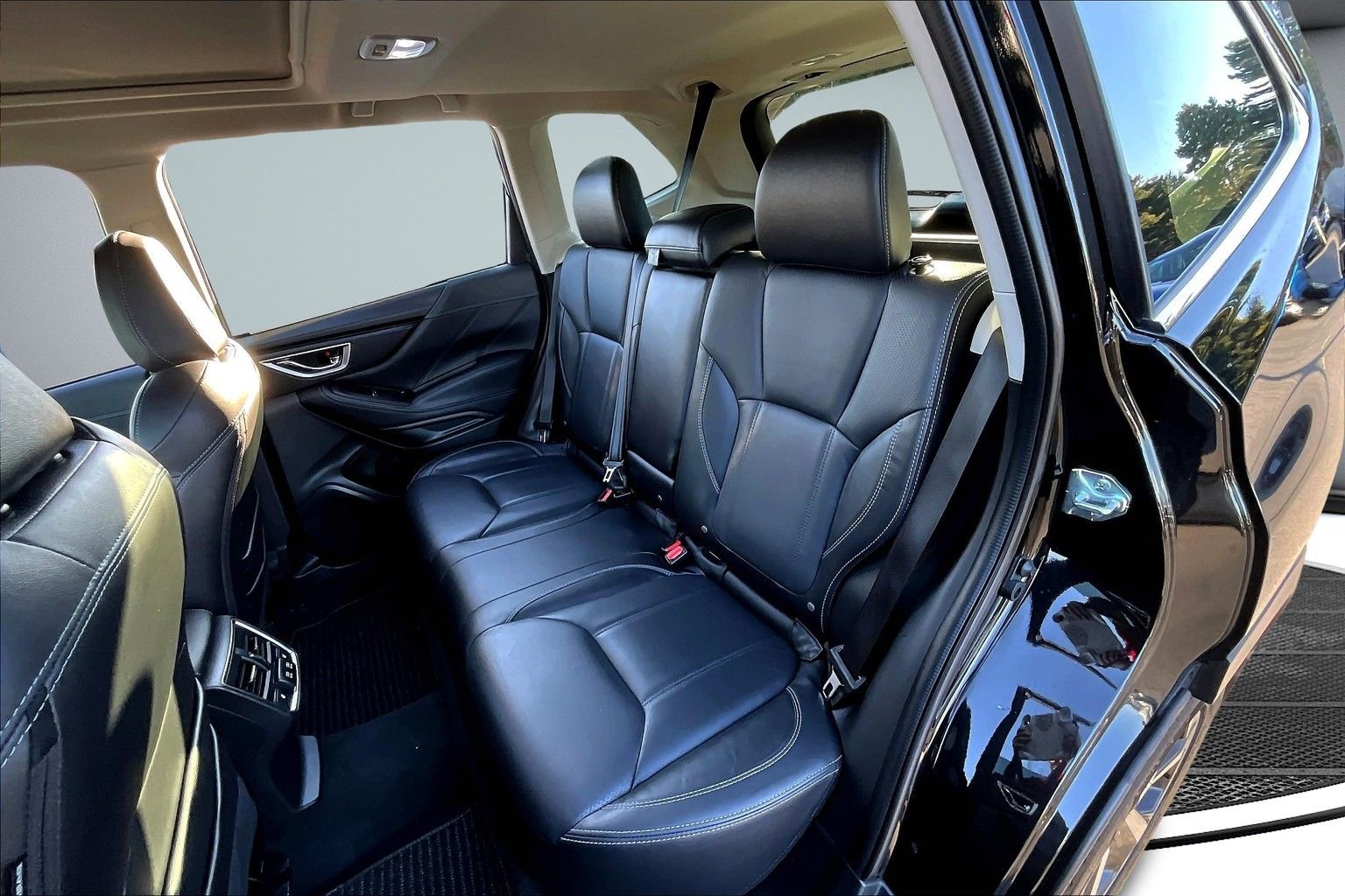 Used 2022 Subaru Forester Touring image 21