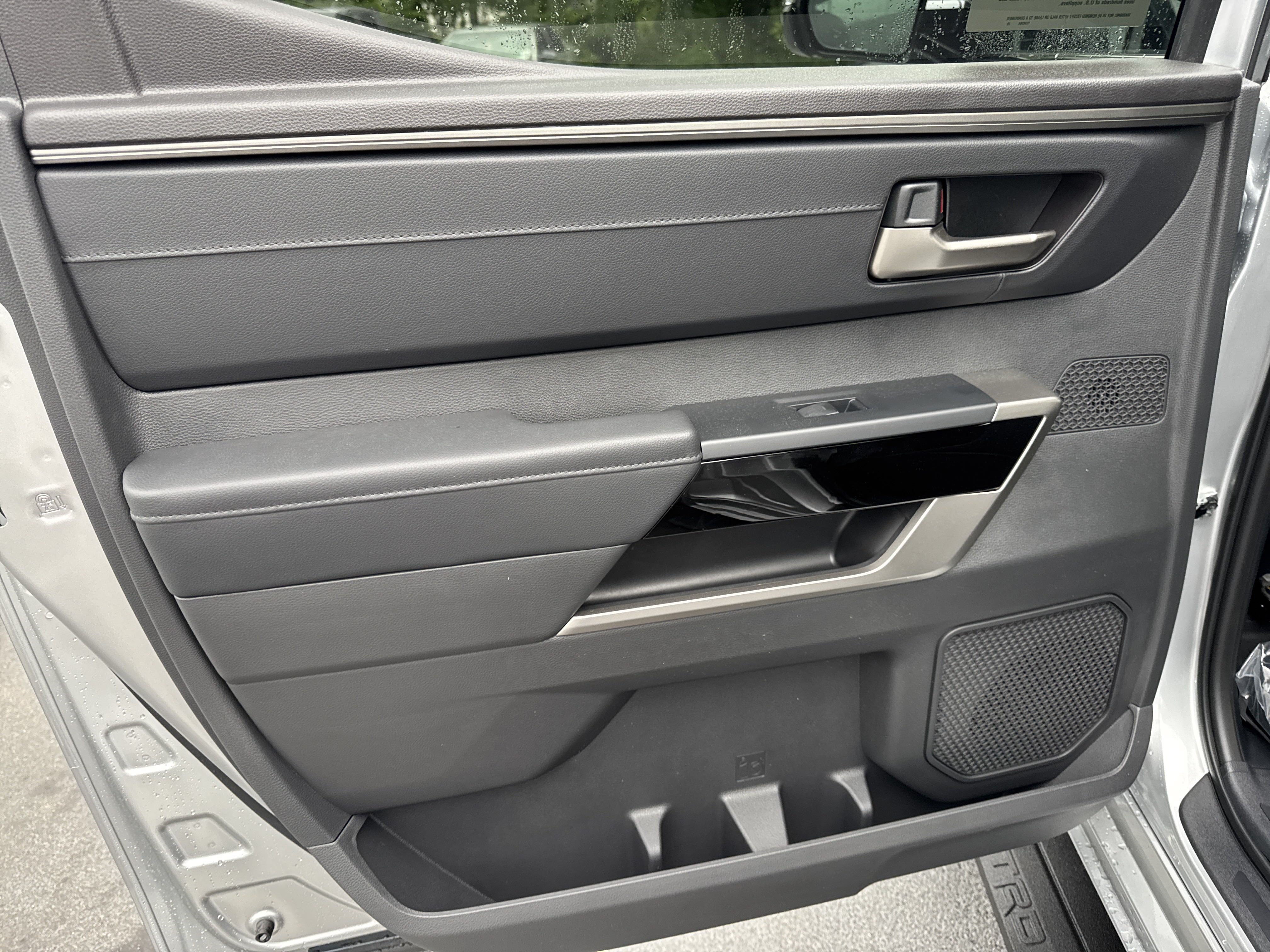 New 2025 Toyota Tundra Limited AWD/4WD image 26