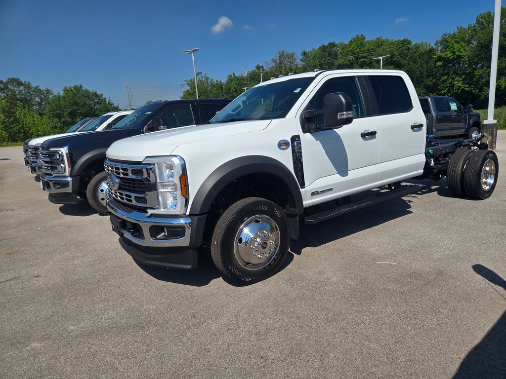 New 2025 Ford F450 XL w/ XL Chrome Package
