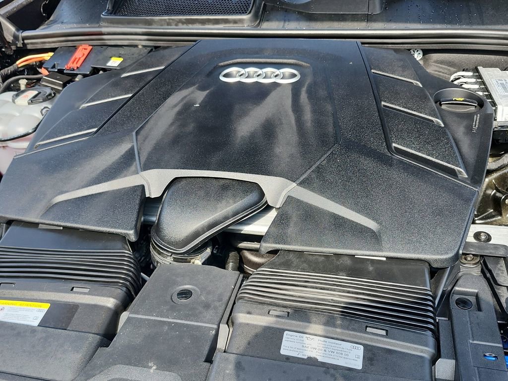 Used 2022 Audi Q8 Premium Plus image 10