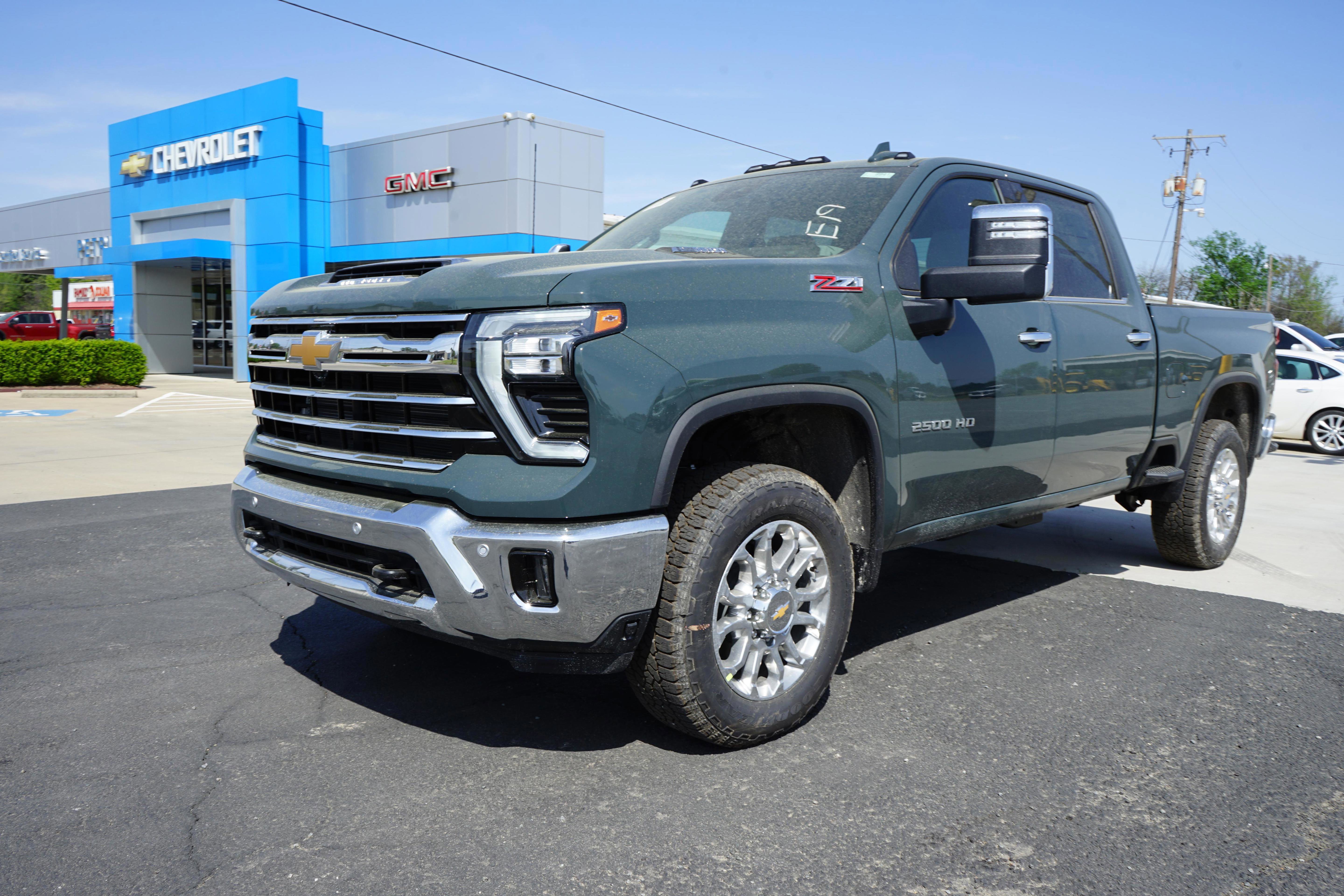 New 2025 Chevrolet Silverado 2500 LTZ w/ LTZ Premium Package