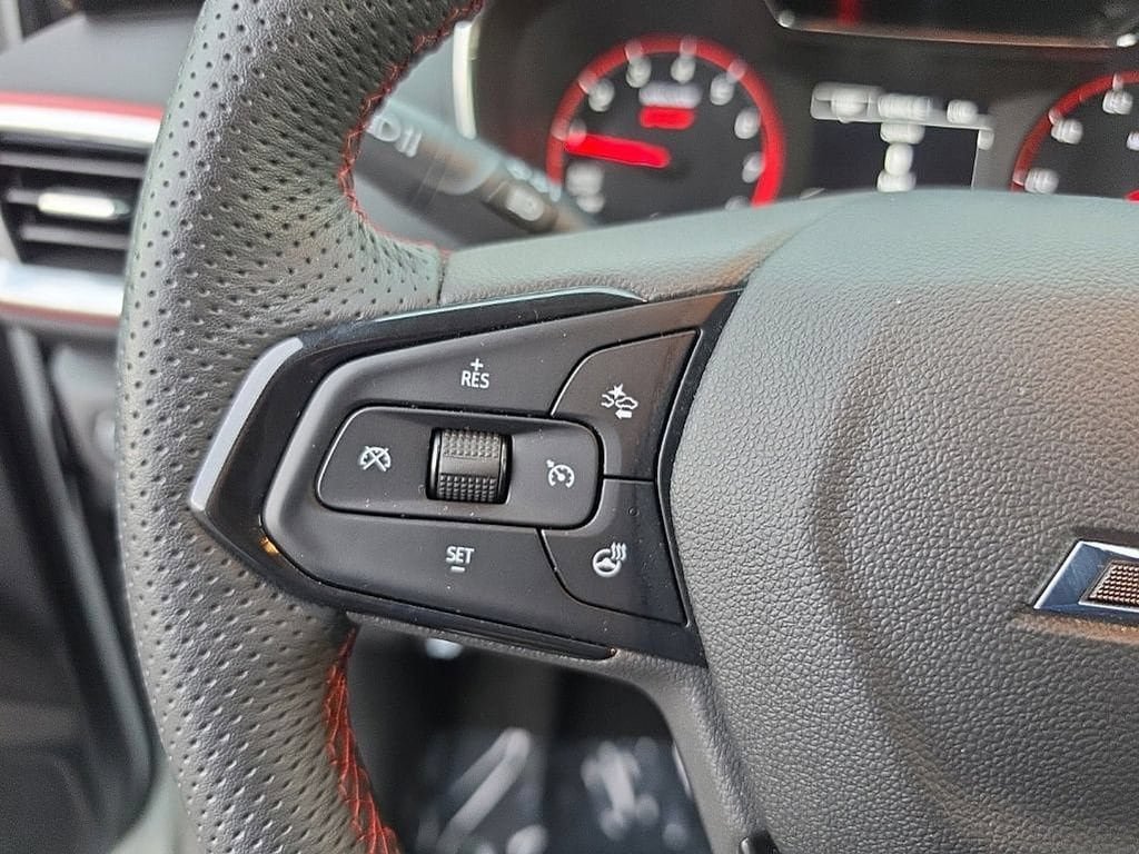 Used 2023 Chevrolet TrailBlazer RS AWD/4WD image 10