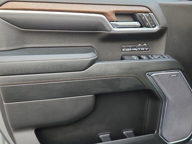 Used 2023 Chevrolet Silverado 1500 High Country w/ High Country Premium Package image 12