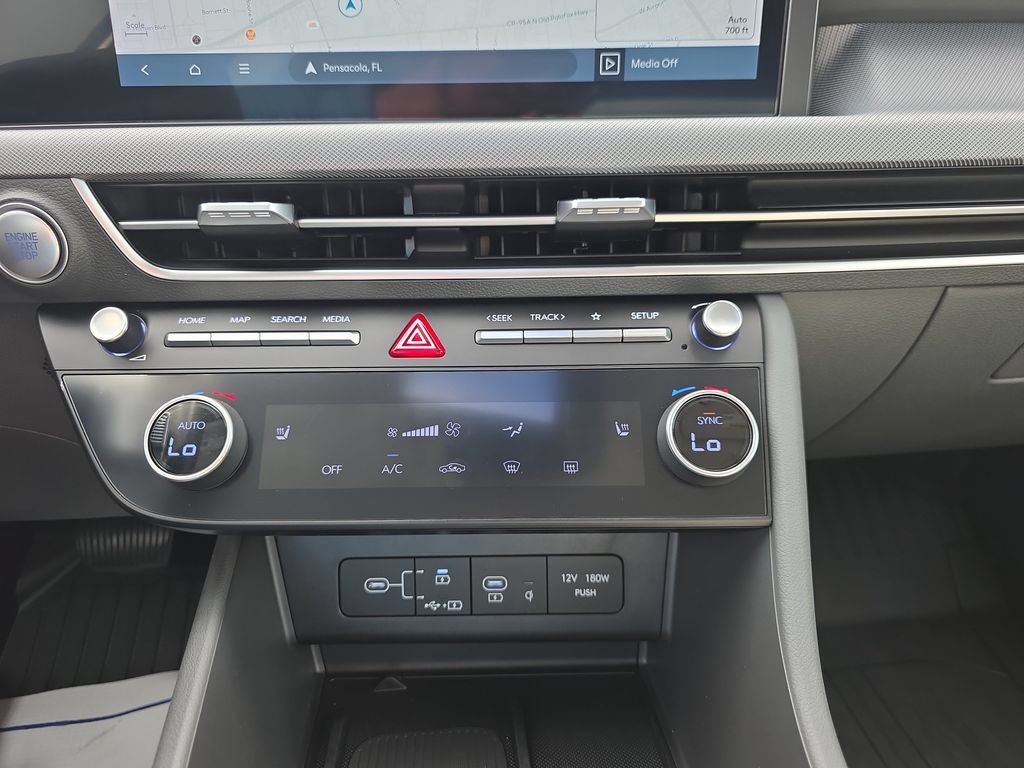 Certified 2025 Hyundai Sonata SEL FWD image 25
