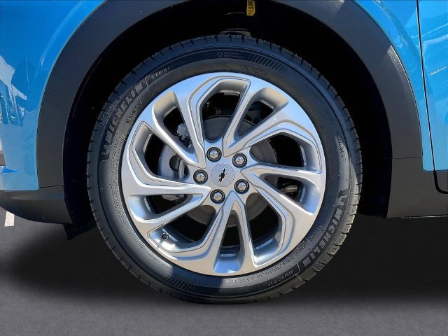 New 2027 Chevrolet Bolt LT FWD image 14