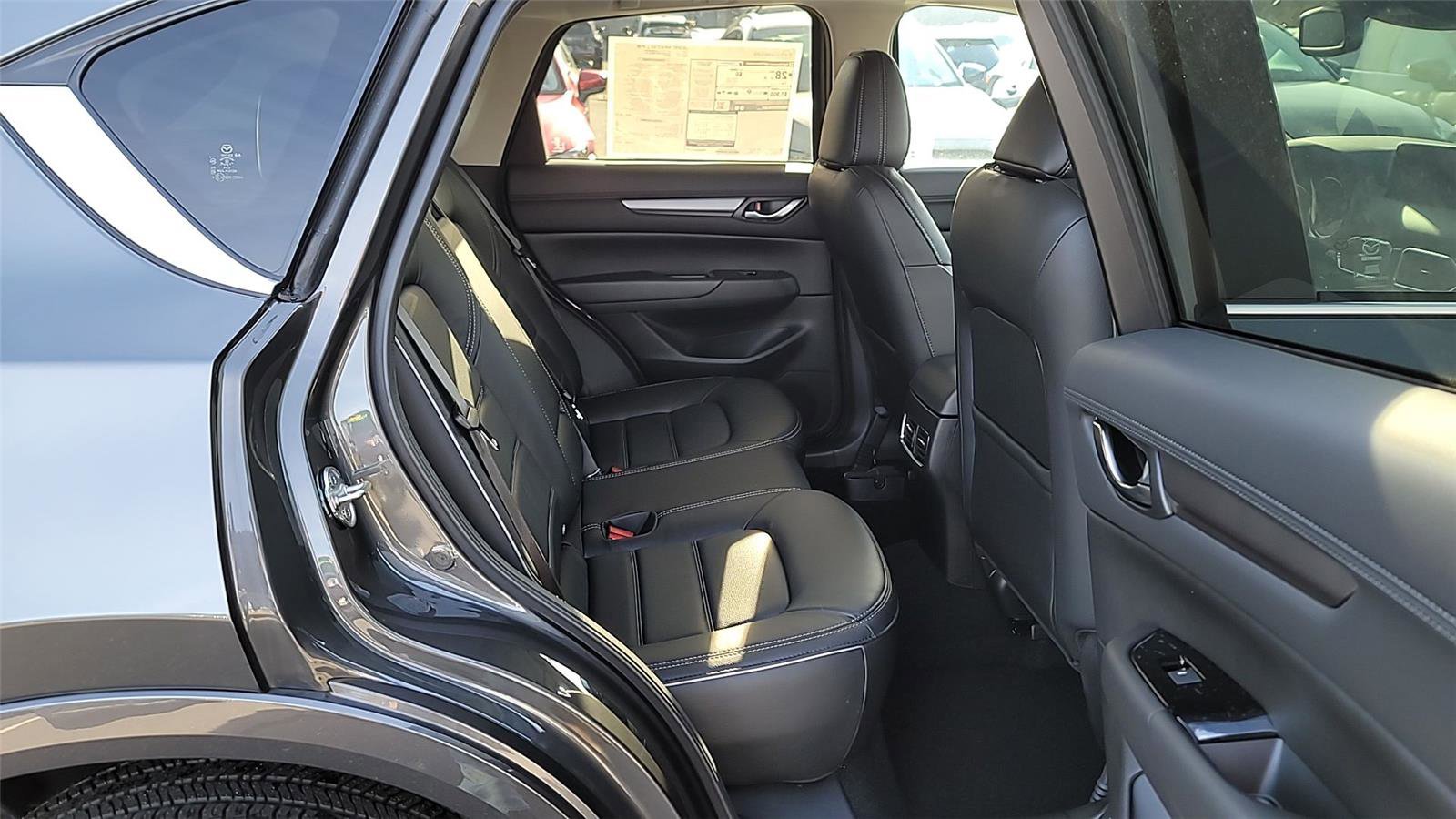 New 2025 MAZDA CX-5 AWD 2.5 S w/ Preferred Package image 12