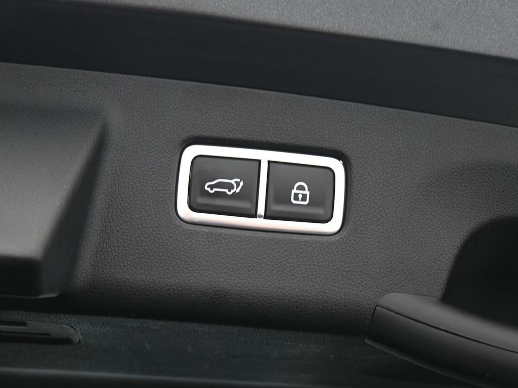 Used 2023 Kia Sorento SX AWD/4WD image 54