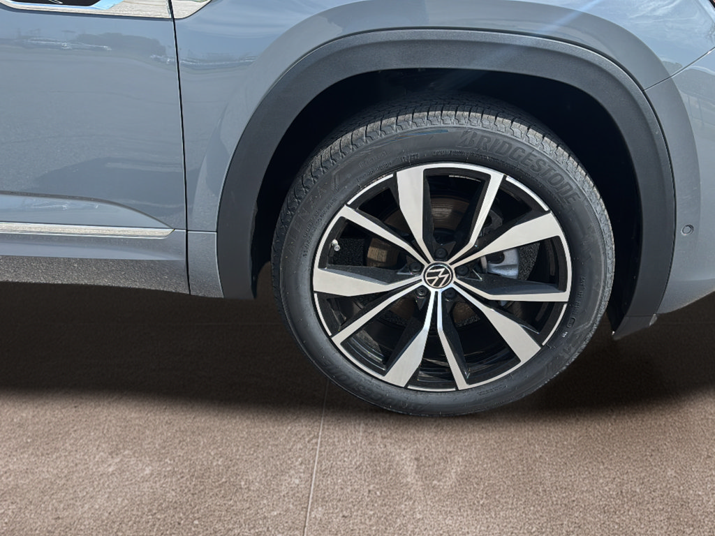 New 2026 Volkswagen Atlas SEL Premium R-Line AWD/4WD image 15