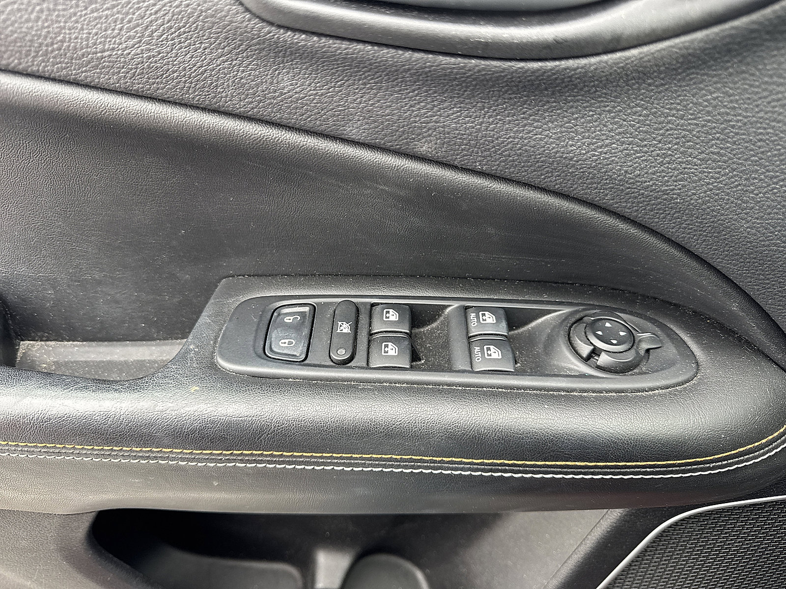Used 2017 Jeep Compass Sport AWD/4WD image 14