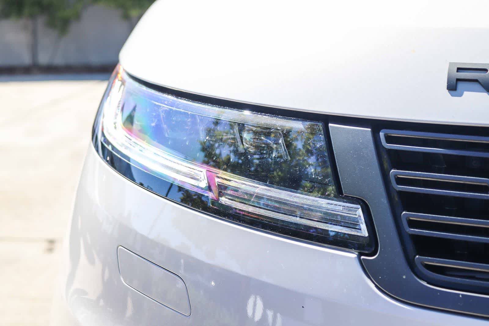 Used 2025 Land Rover Range Rover Sport Dynamic SE AWD/4WD image 7