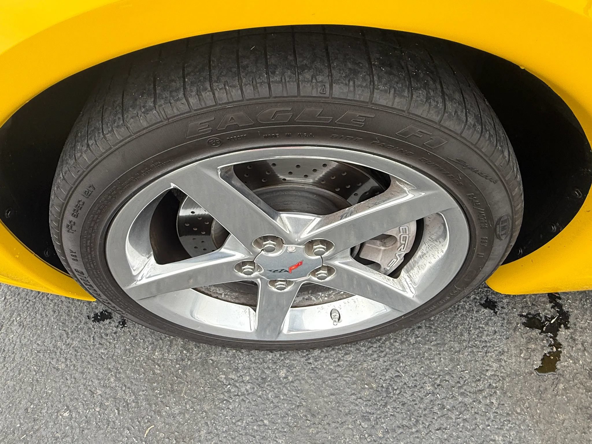 Used 2006 Chevrolet Corvette Convertible w/ Preferred Equipment Group RWD image 17