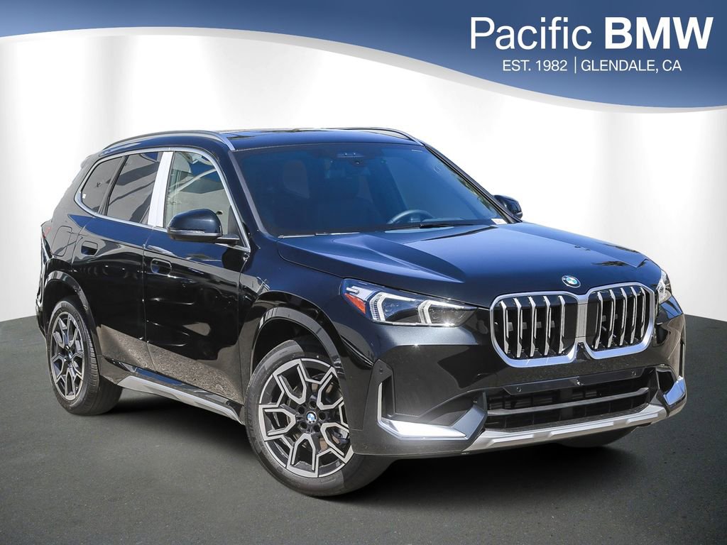 New 2026 BMW X1 xDrive28i w/ Technology Package AWD/4WD image 1