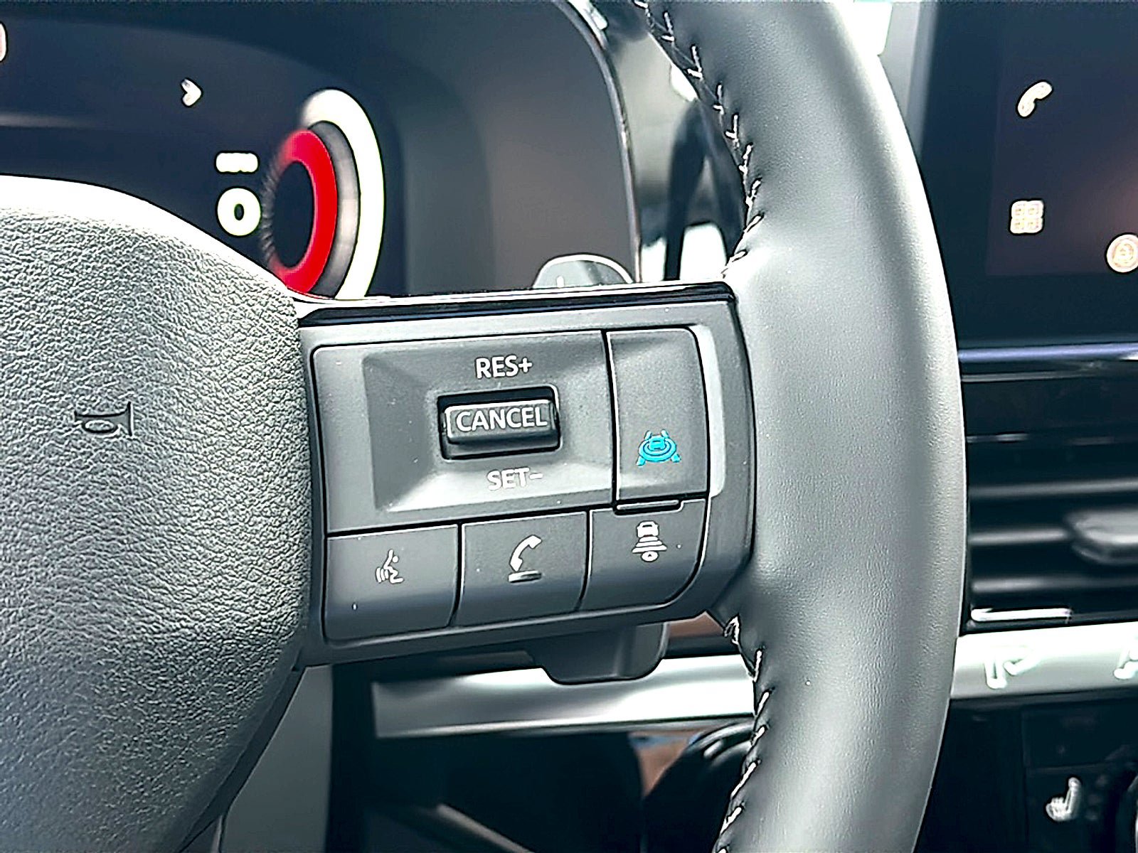 New 2026 Nissan Pathfinder SL w/ SL Premium Package FWD image 20