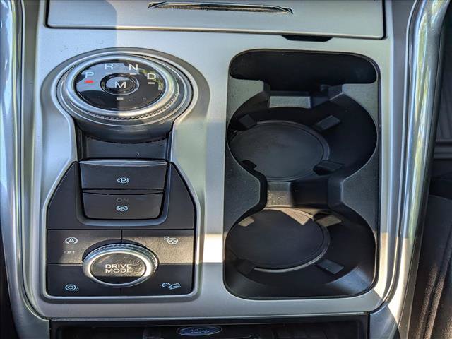 Used 2020 Ford Explorer Platinum w/ Premium Technology Package AWD/4WD image 39