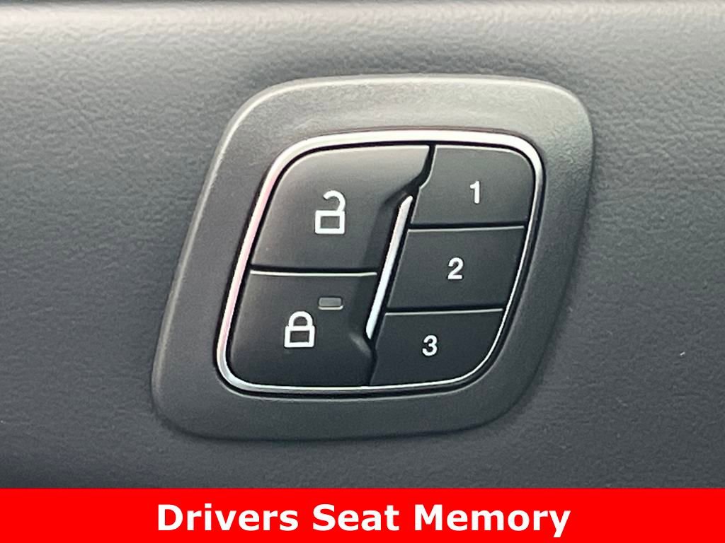 New 2024 Ford Mustang Mach-E Select w/ Comfort Package Lite image 24